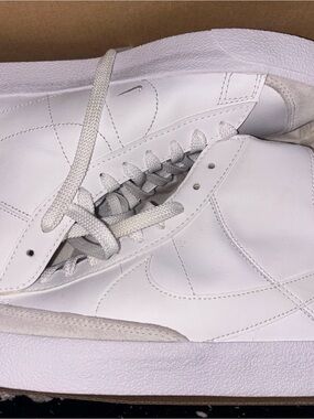 Nike Blazer Mid '77 SE D (GS) white